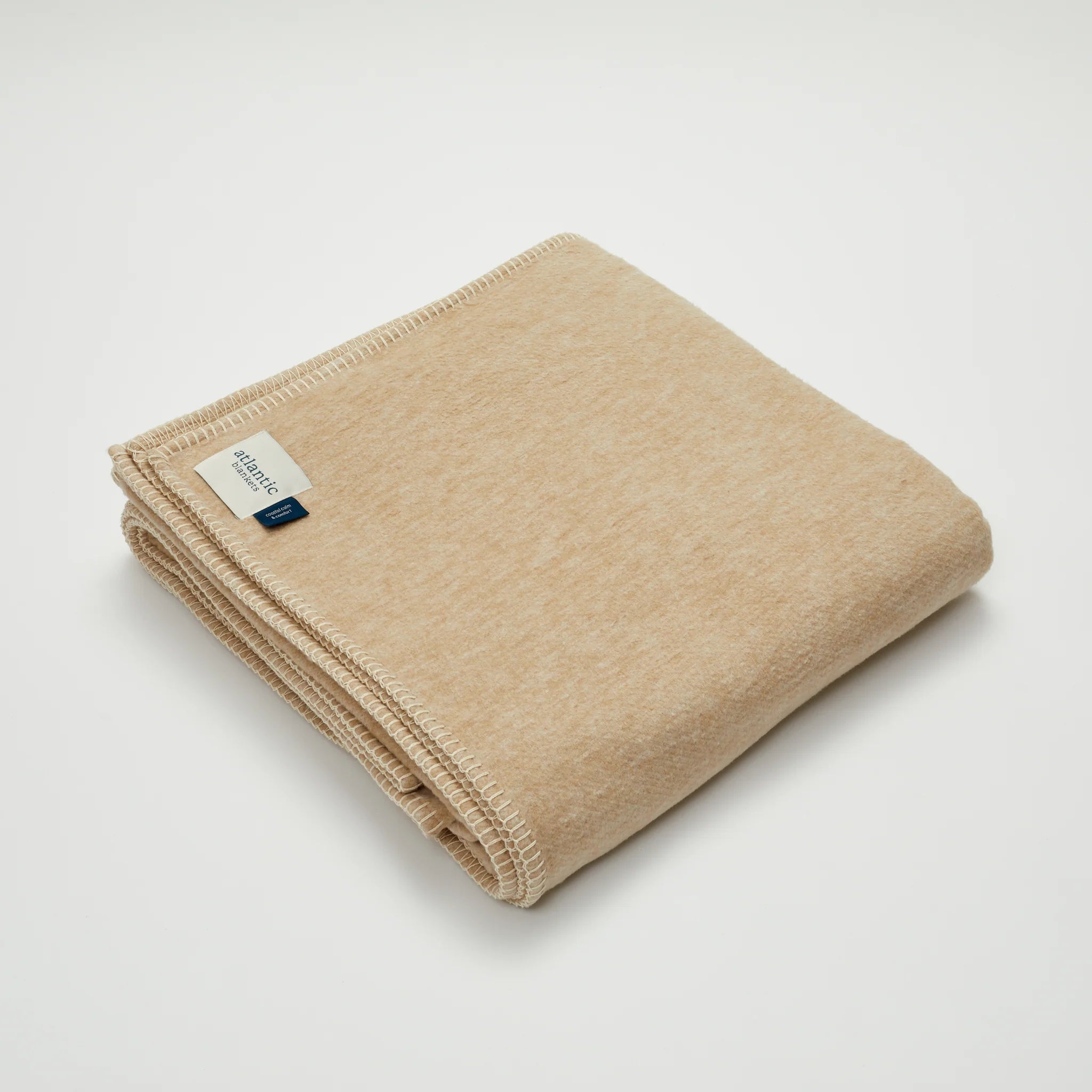 Dunes-Recycled-Cotton-Blanket_2048x_19ca3e7b-6468-49ee-99a9-e1aaee19ec24.webp