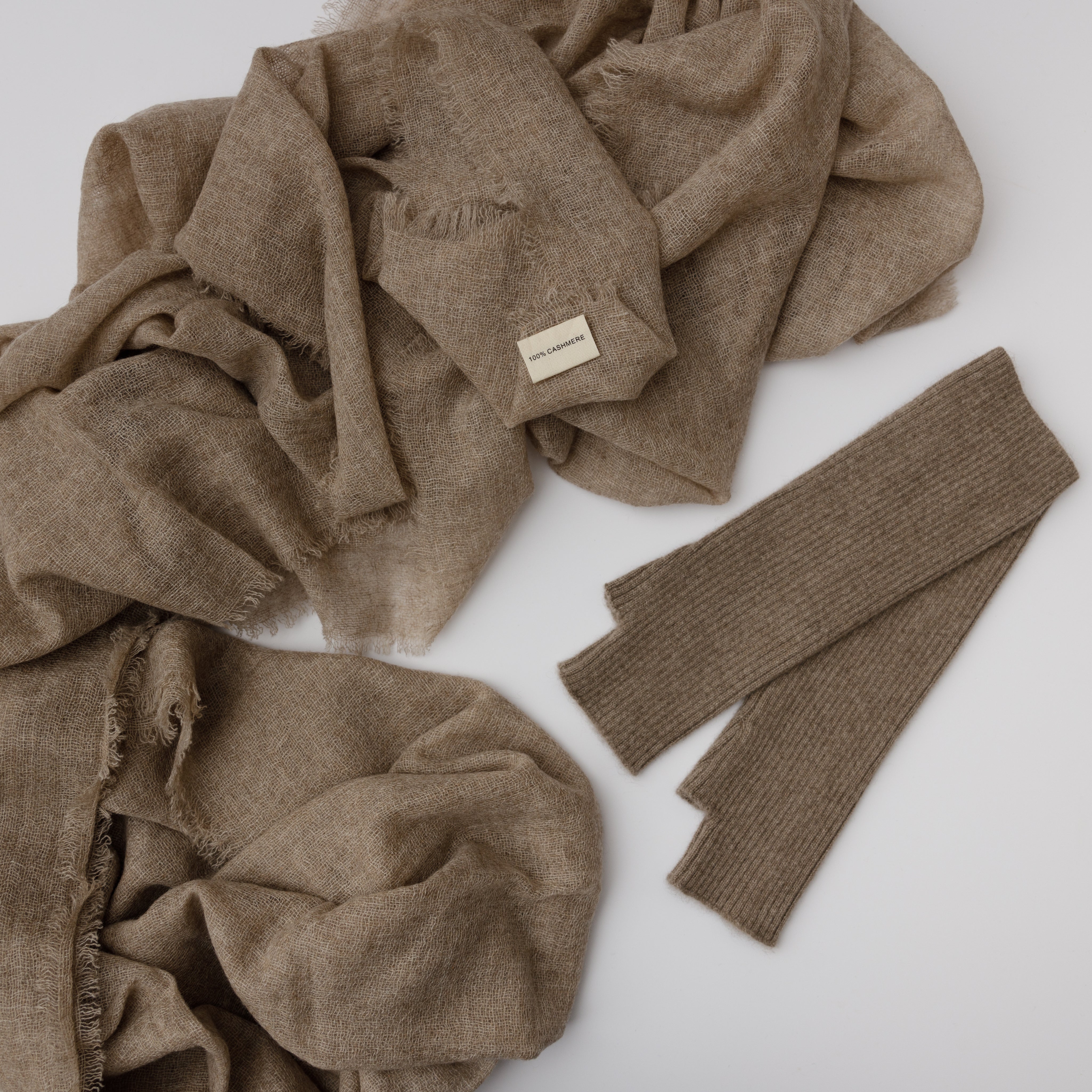 scarf-mittens-01.jpg